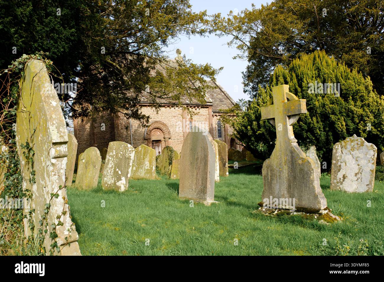St Mary and St David Church Anglican Parish Church Herefordshire UK costruita nel 1140 Foto Stock