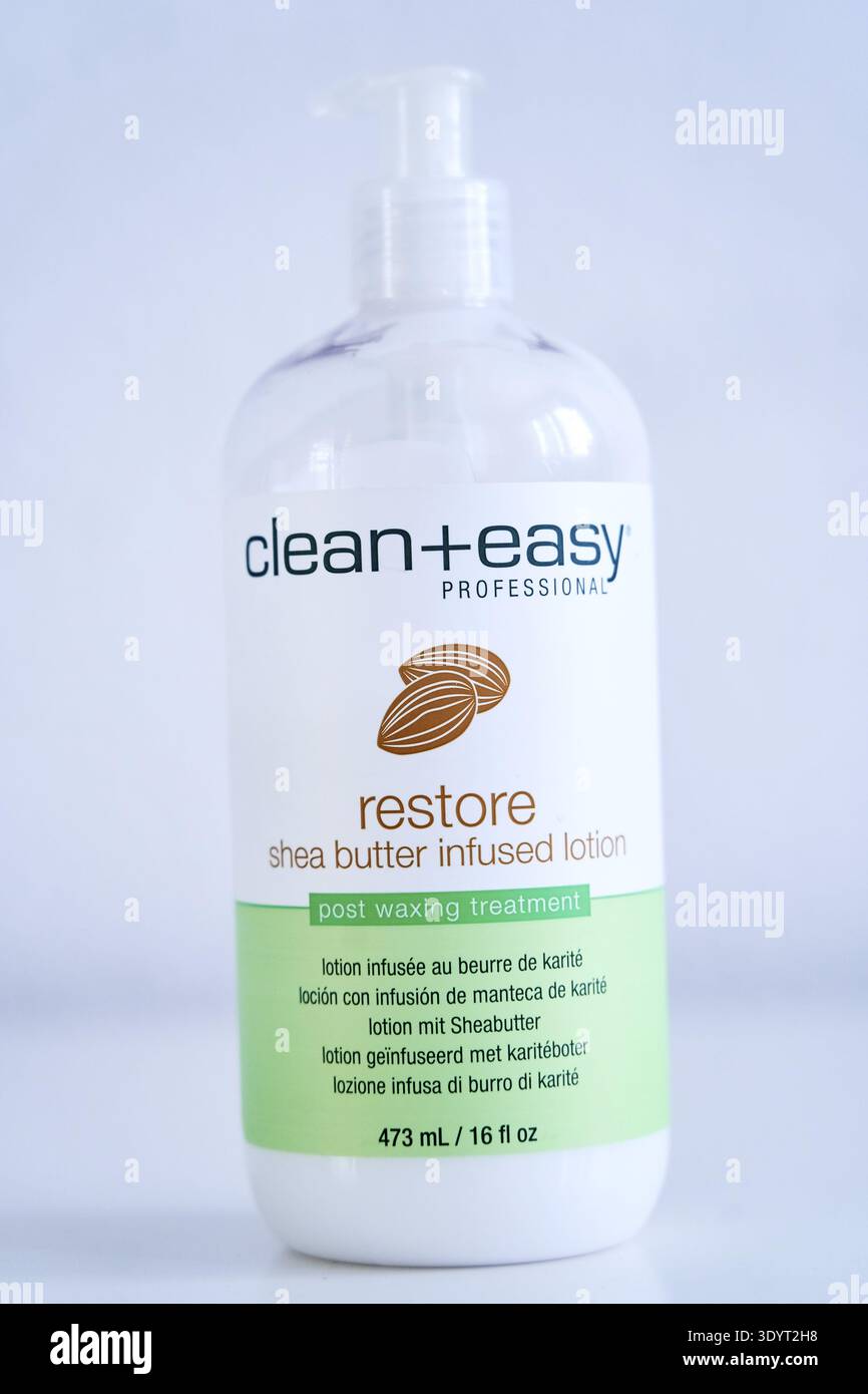 Clean and Easy Professional, Ripristina lozione infuso burro di karité Foto Stock