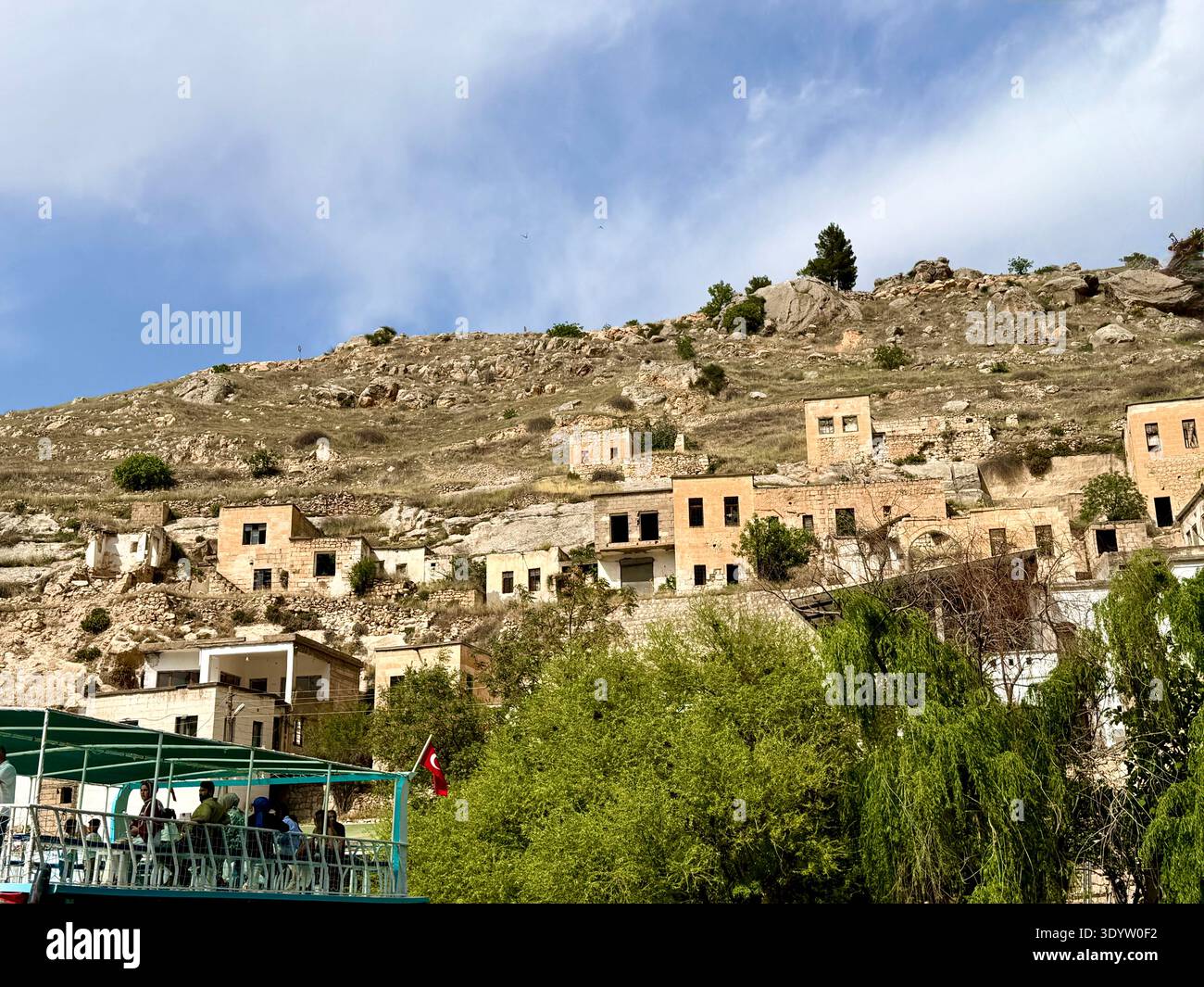 Halfeti,Anatolia,Asia,Backwater,struttura costruita,Anatolia Orientale,città di Gaziantep,Casa,insediamento umano,Lago,cultura mediorientale,Minareto,riflessione, Foto Stock