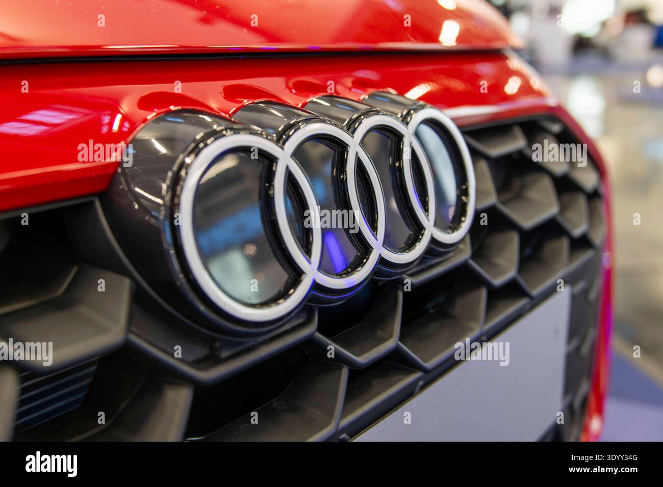 20.02.2026, Die Auto-Messe Münchner Auto Tage 2026 in München im Messegelände Riem. Staunen und Testen und Kaufen, Autohändler zeigen ihre neuesten Modelle. Hier am Messestand von AUDI, der Audi A3 20.02.2026, Reise- und Freizeitmesse f.r.e.e. in München 20.02.2026, Reise- und Freizeitmesse f.r.e.e. in München *** 20 02 2026 2026 2026 2026 fiera di viaggi e tempo libero a Monaco di Baviera Foto Stock
