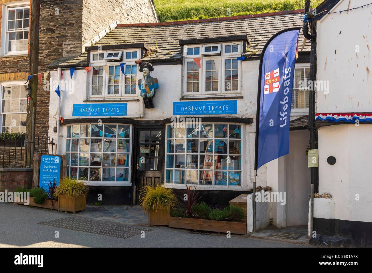 Negozio di dolciumi e articoli da regalo a Port Isaac, Cornovaglia, Regno Unito Foto Stock