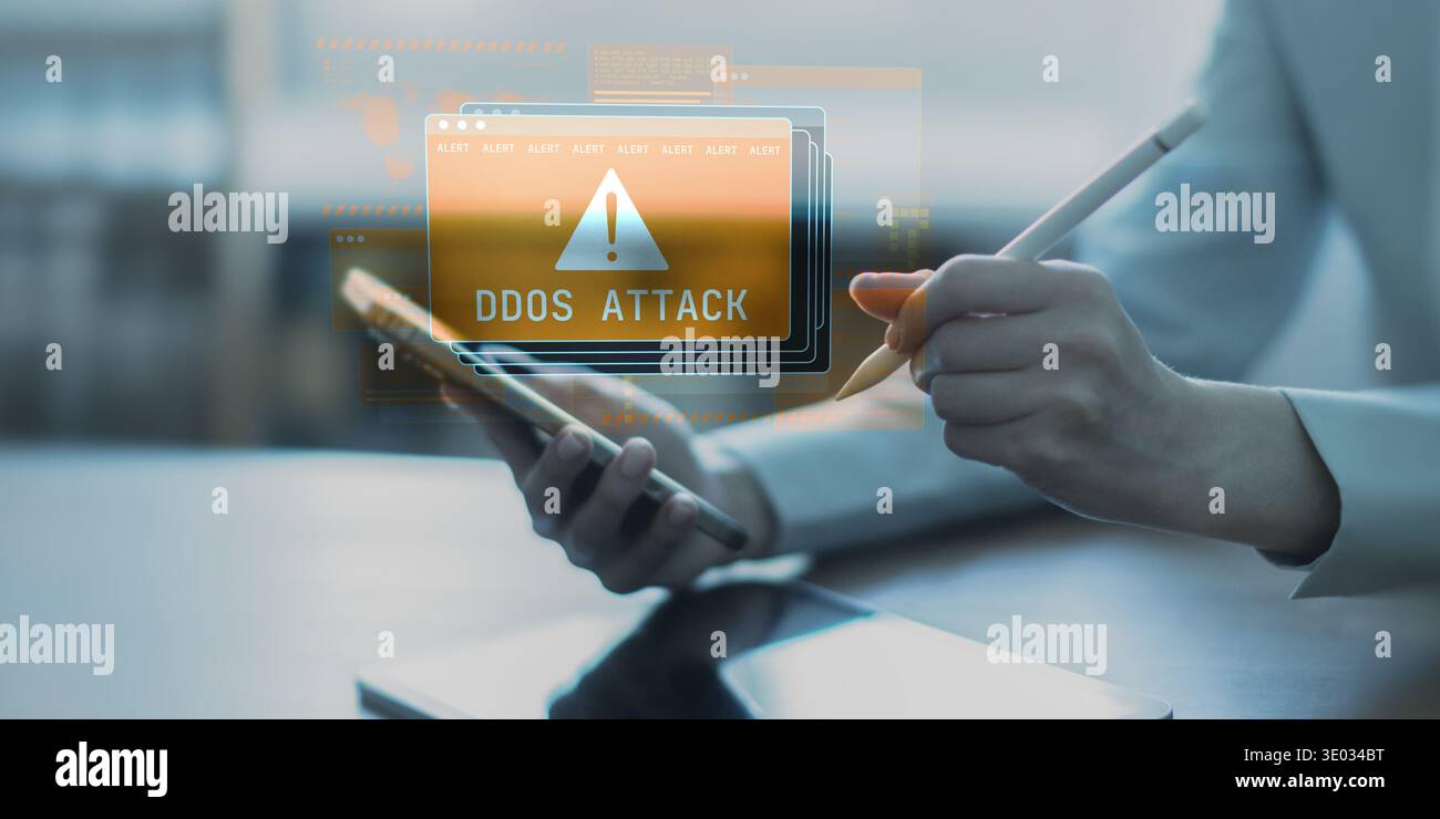 Minacce alla sicurezza informatica e prevenzione degli attacchi DDoS nelle reti aziendali. Foto Stock
