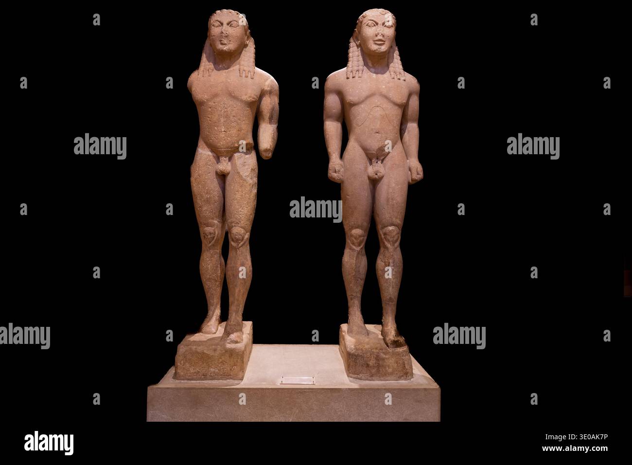Statue dei fratelli Cleobis e Bitone, Museo Archeologico di Delfi. Foto Stock