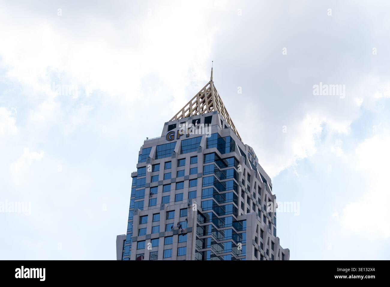 Sede centrale del GPF (Government Pension Fund) a Bangkok, Thailandia. Foto Stock
