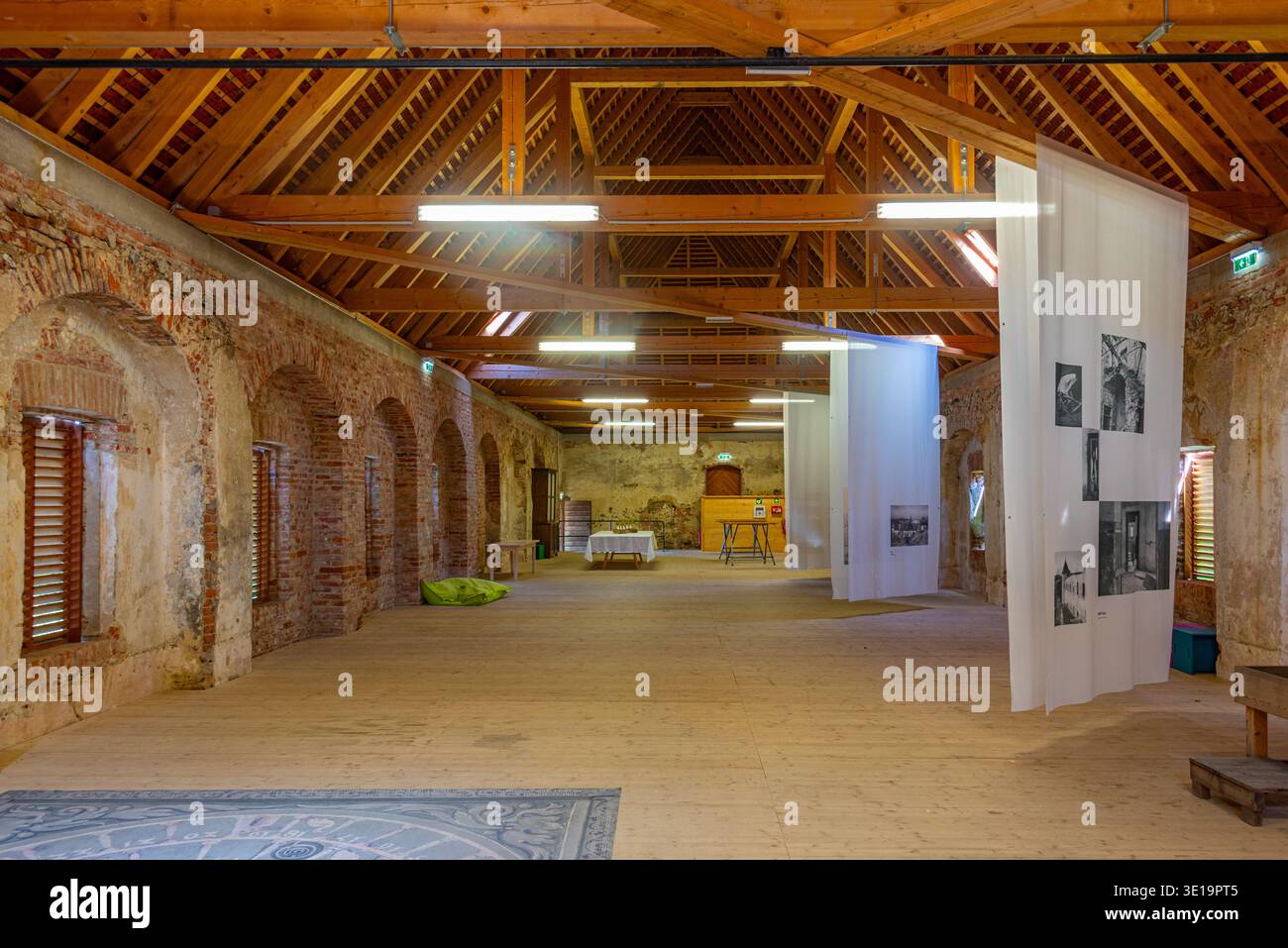 Schallaburg, Austria, 24 agosto 2025: Interno del castello di Schallaburg in Austria.IMAGE Foto Stock