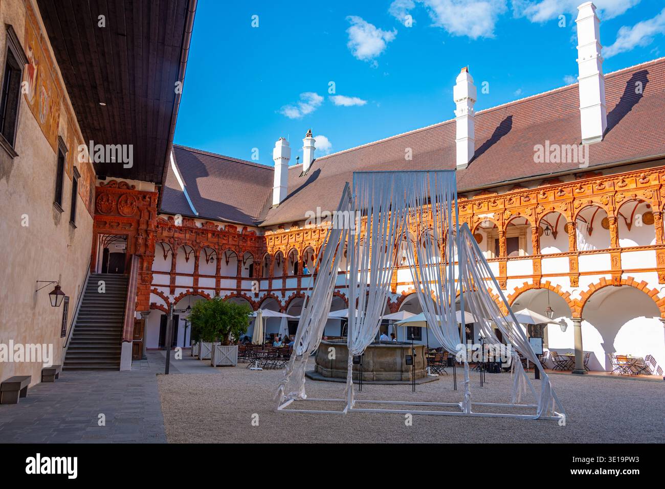 Schallaburg, Austria, 24 agosto 2025: Cortile del castello di Schallaburg in Austria.IMAGE Foto Stock