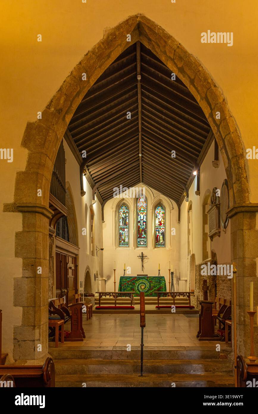 Canterbury, Inghilterra, 12 luglio 2025: Interno della chiesa di San Martino a Canterbury, Inghilterra. IMMAGINE Foto Stock