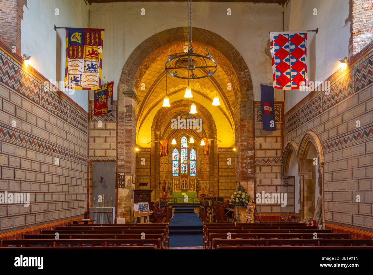 Dover, Inghilterra, 12 luglio 2025: Interno di St Mary in Castro Church presso il castello di dover in Inghilterra. IMMAGINE Foto Stock