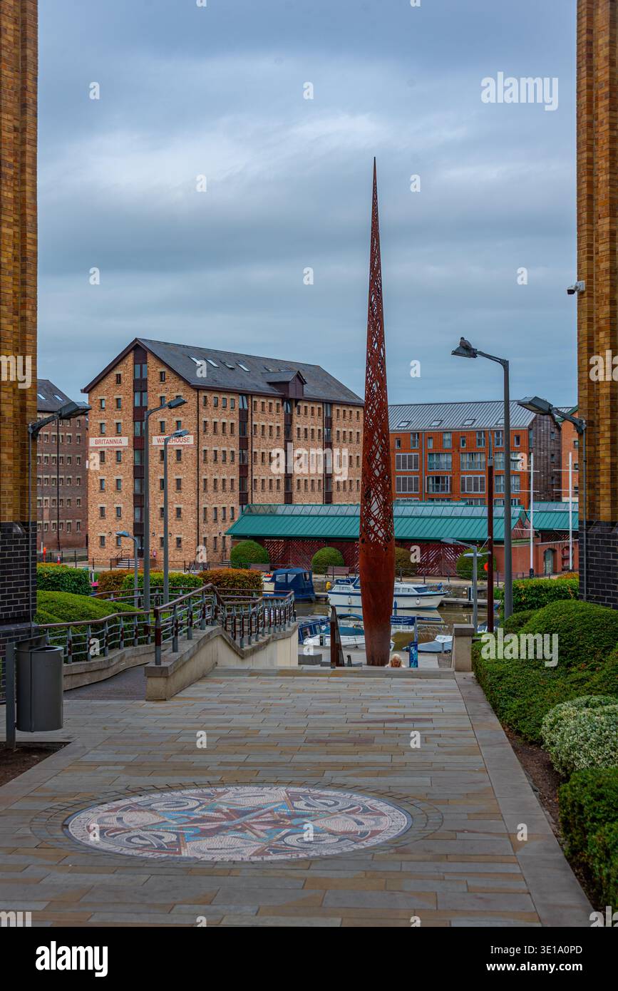 Gloucester, Inghilterra, 23 luglio 2025: The Candle at Gloucester Docks in England.IMAGE Foto Stock