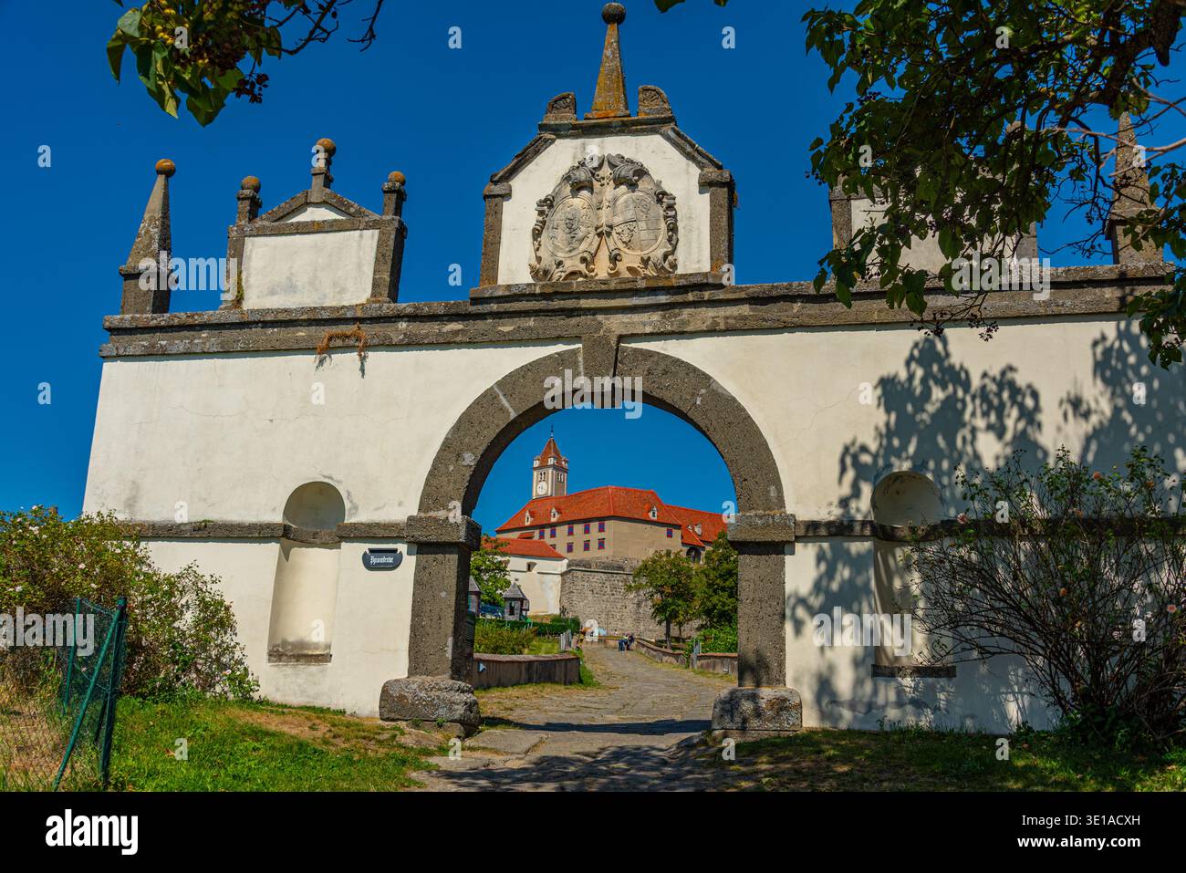 Castello di Riegersburg durante una giornata di sole in Austria. IMMAGINE Foto Stock