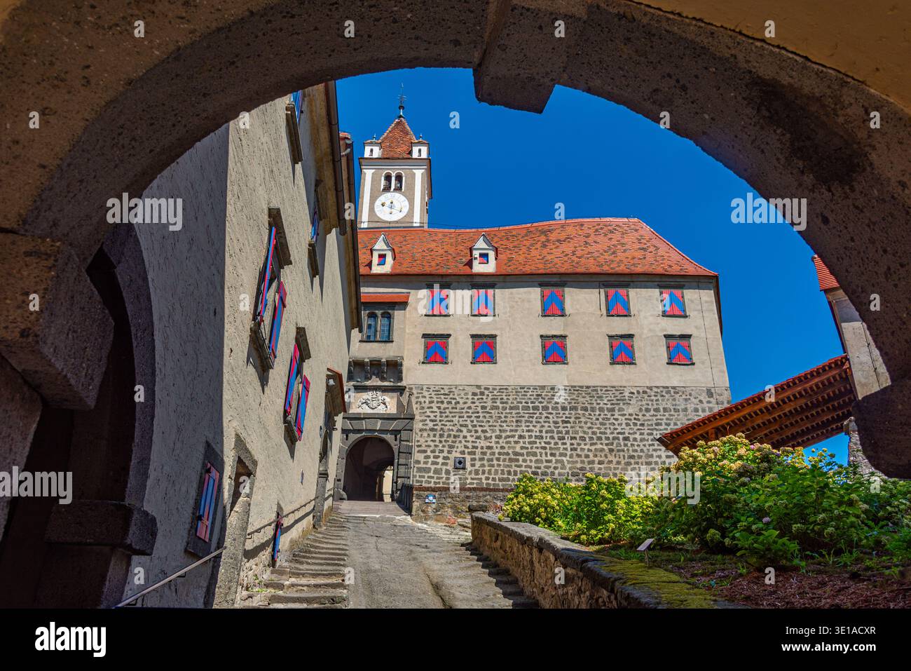 Castello di Riegersburg durante una giornata di sole in Austria. IMMAGINE Foto Stock