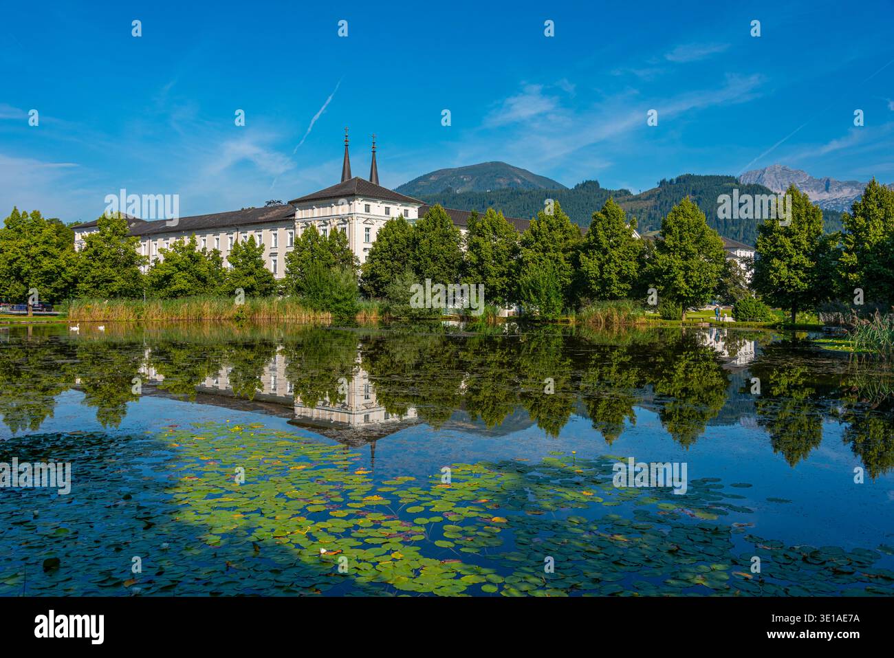 Giorno estivo all'abbazia di Admont in Austria. IMMAGINE Foto Stock