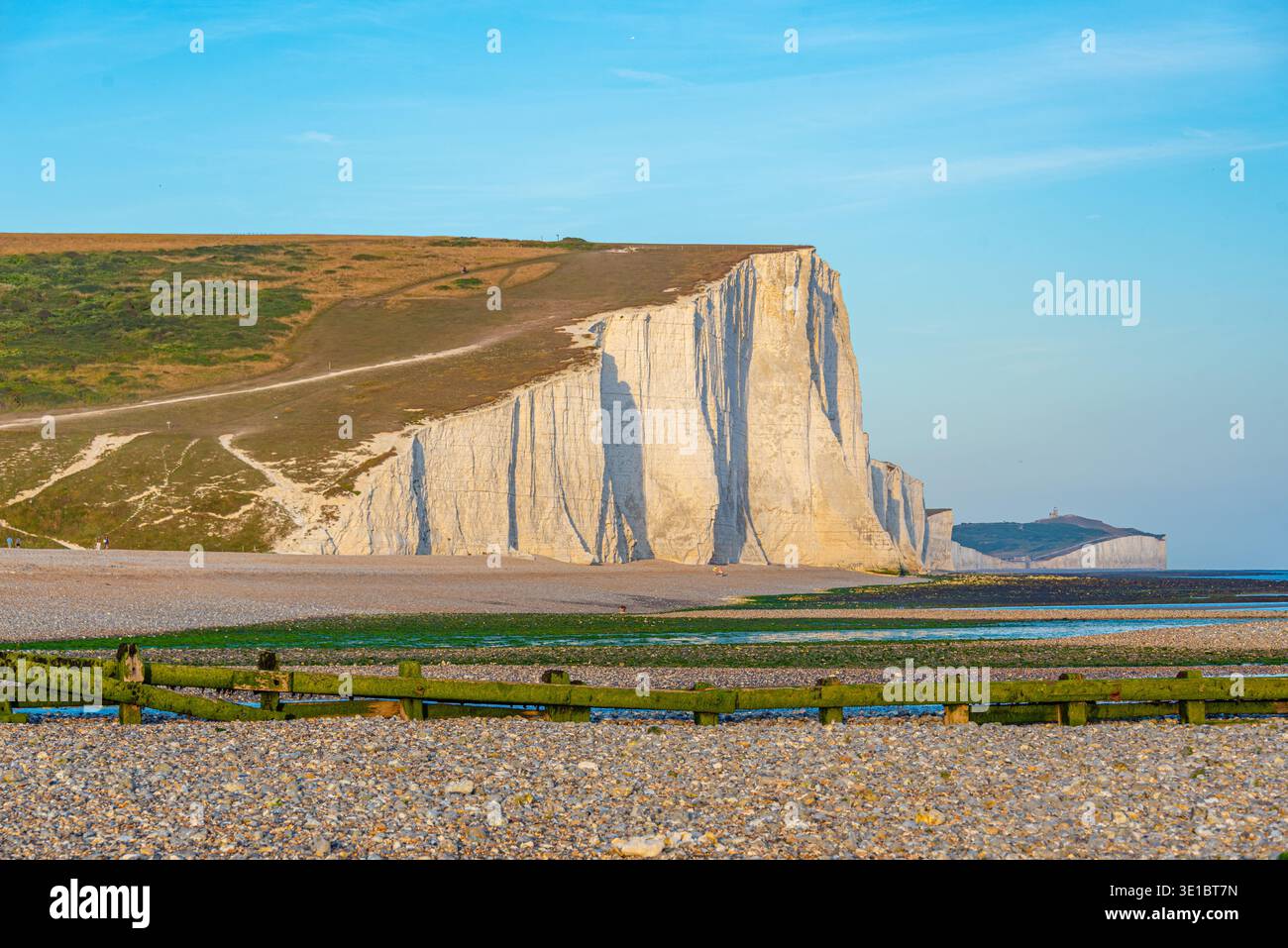 Vista al tramonto delle scogliere di sette sorelle in Inghilterra. IMMAGINE Foto Stock