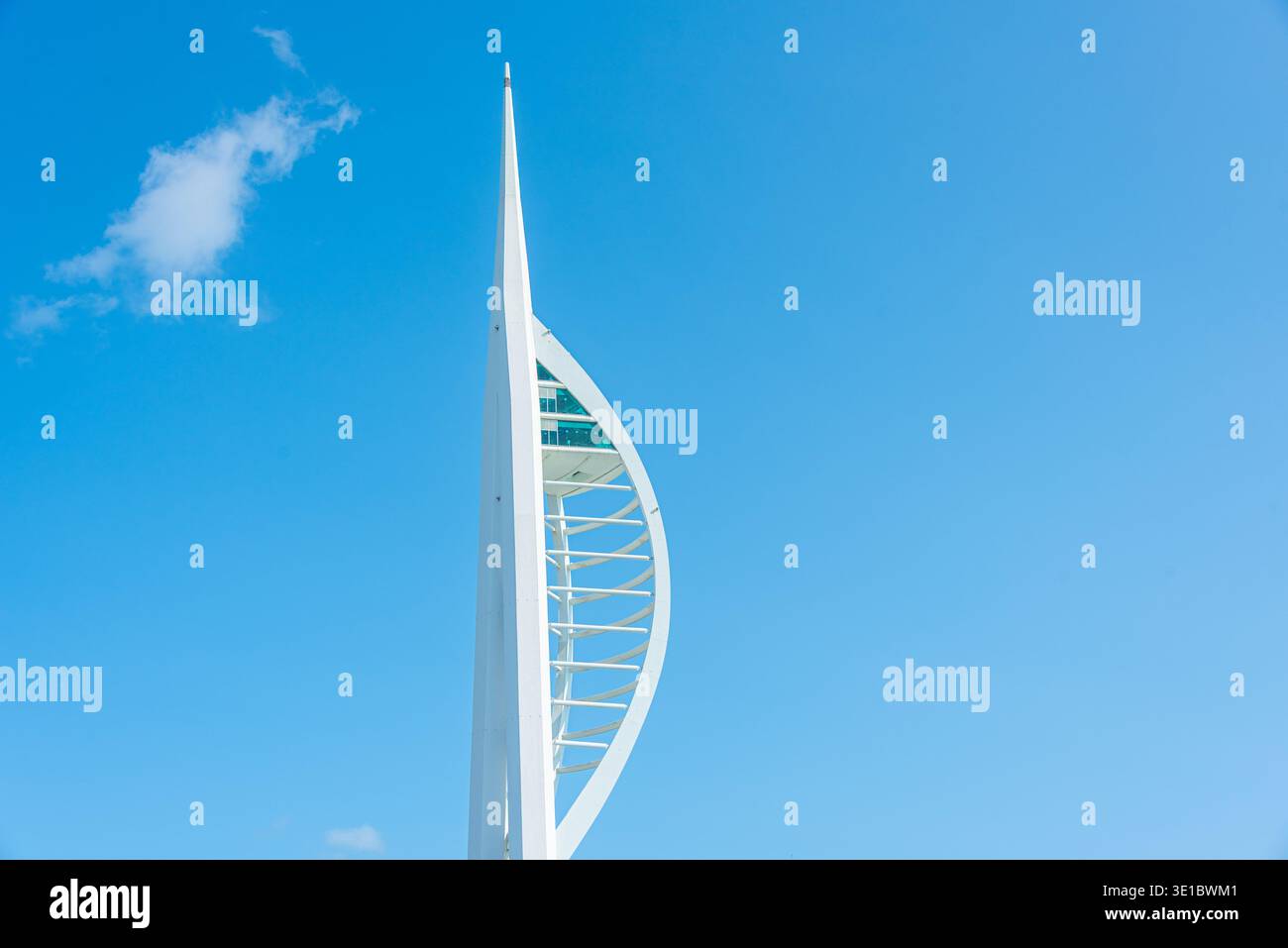 Torre Spinnaker che si affaccia su Portsmouth in Inghilterra. IMMAGINE Foto Stock