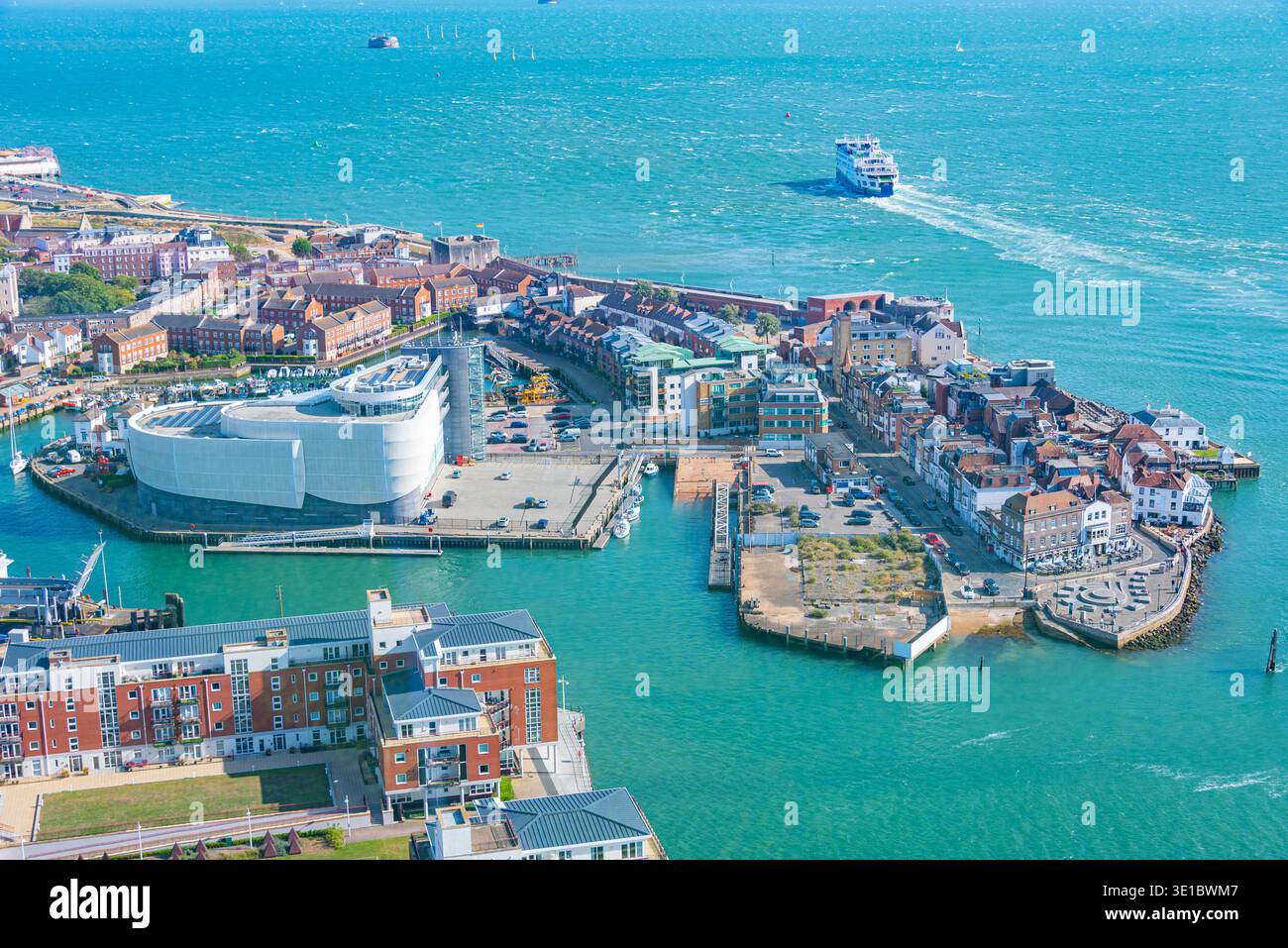 Vista panoramica della città vecchia di Portsmouth, Inghilterra. IMMAGINE Foto Stock