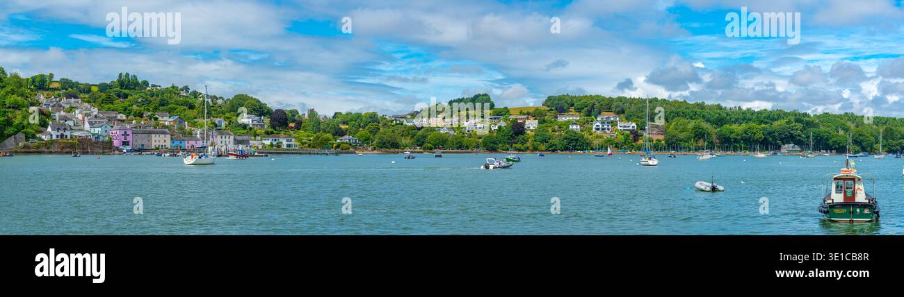 Vista del villaggio di Dittisham in Inghilterra. IMMAGINE Foto Stock