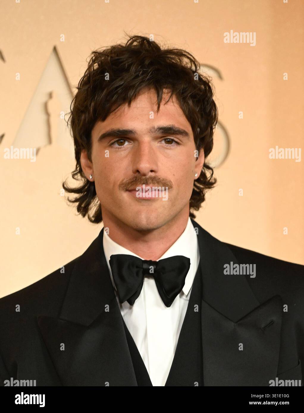 Hollywood, Stati Uniti. 15 marzo 2026. Jacob Elordi arriva al 98° Academy Awards tenutosi al Dolby Theatre il 15 marzo 2026 a Hollywood, CA. © Valerie Goodloe/AFF-USA.com credito: AFF/Alamy Live News Foto Stock