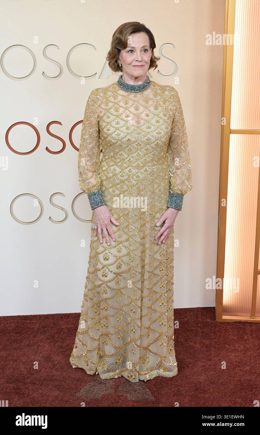 Hollywood, California, 15 marzo 2026. Sigourney Weaver al 98° Oscar al Dolby Theatre il 15 marzo 2026 a Hollywood, California. Crediti: Marty/Media Punch/Alamy Live News Foto Stock