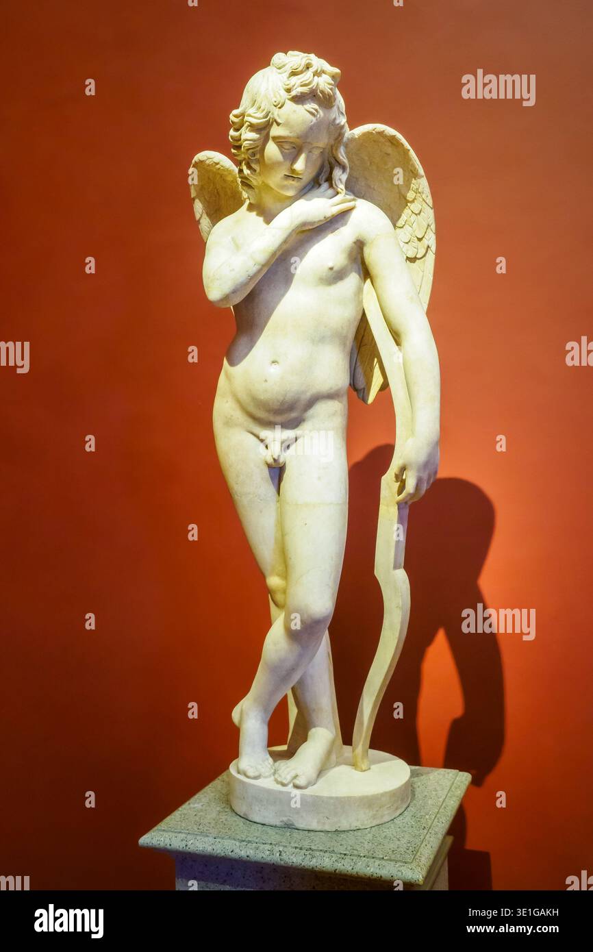 Cupido con arco Arte Romana metà II secolo. marmo Foto Stock