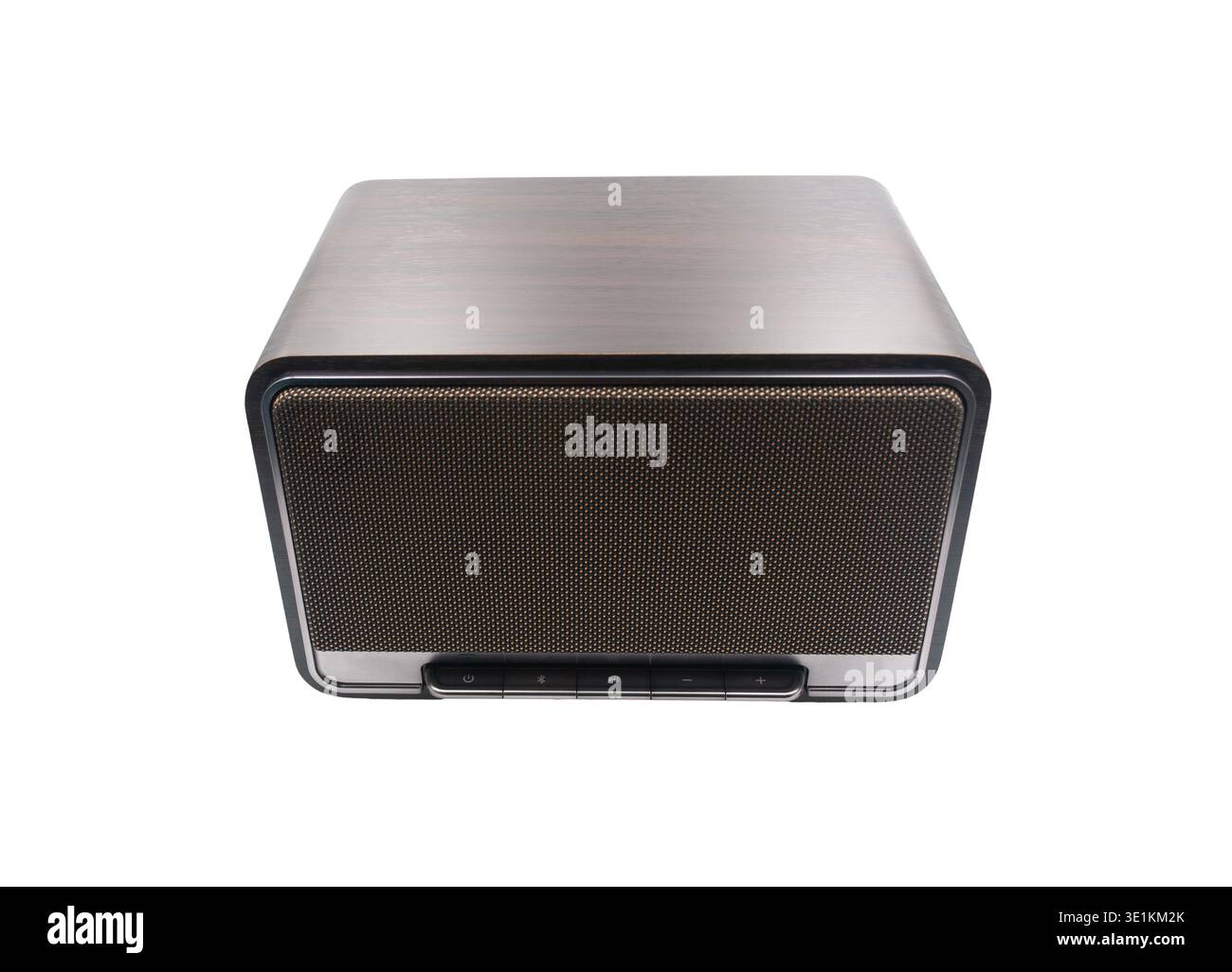 Altoparlante wireless Bluetooth in stile retrò con finitura in legno su sfondo bianco Foto Stock