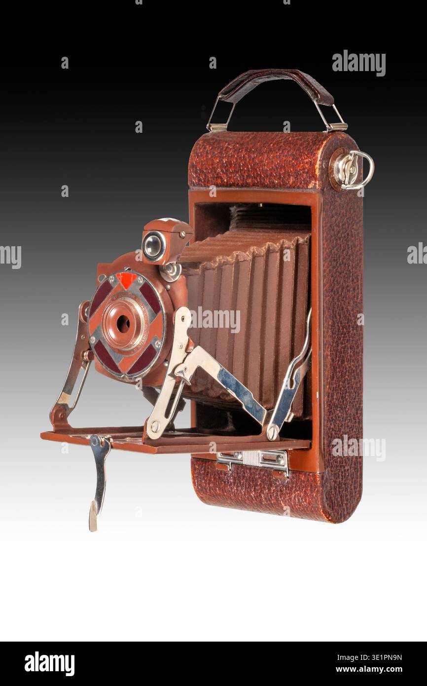La fotocamera "Gift 1A Kodak" era una variante appositamente realizzata della Pocket Kodak Jr. N. 1A, per la stagione natalizia 1930. Progettato da Famous Industrial Foto Stock