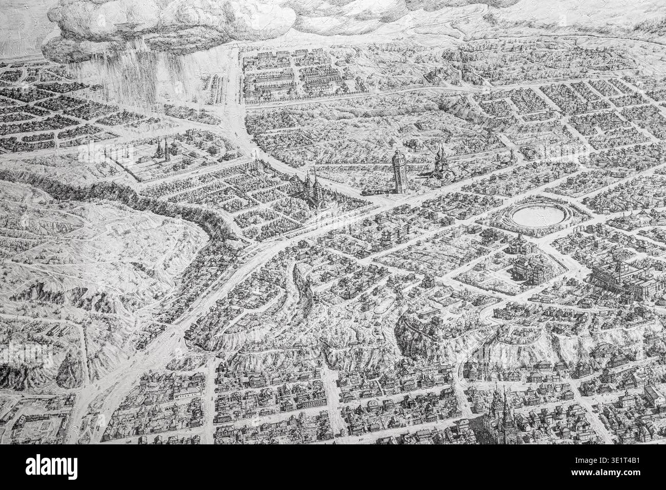Tomsk, Russia - 19 luglio 2025. Il panorama topografico monocromatico mostra la griglia stradale ortogonale, chiese ortodosse con cupole e guglie e argilla erosa Foto Stock