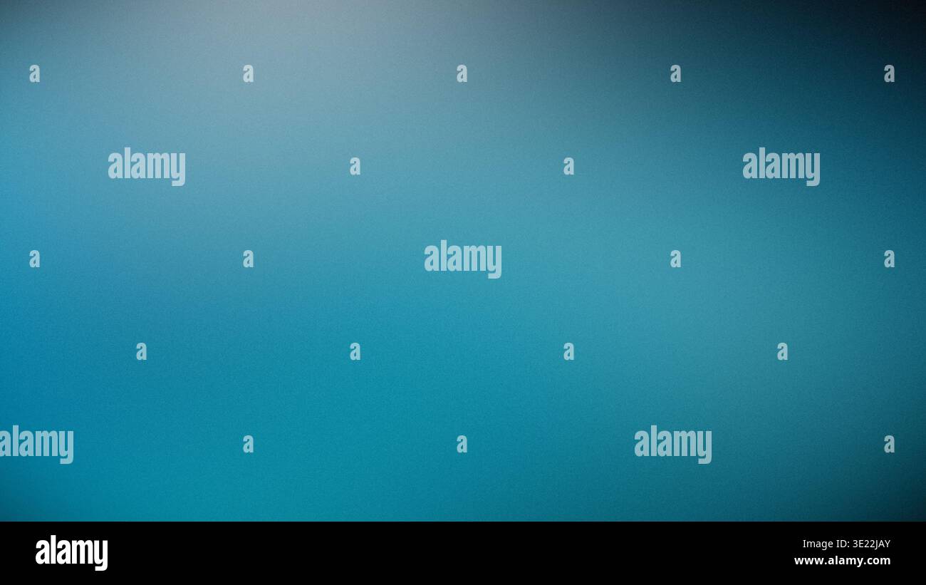 Sfondo a gradiente astratto con sfumature omogenee di colore blu e nero, che creano un effetto visivo sereno e moderno adatto a vari tipi di applicazioni Foto Stock