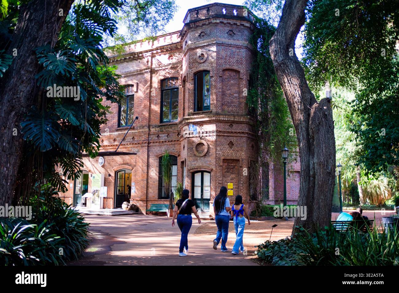Argentina, Buenos Aires: Il giardino botanico “Jardín Botánico Carlos Thays”, nel quartiere di Palermo. Il giardino è stato progettato da French-Argentini Foto Stock