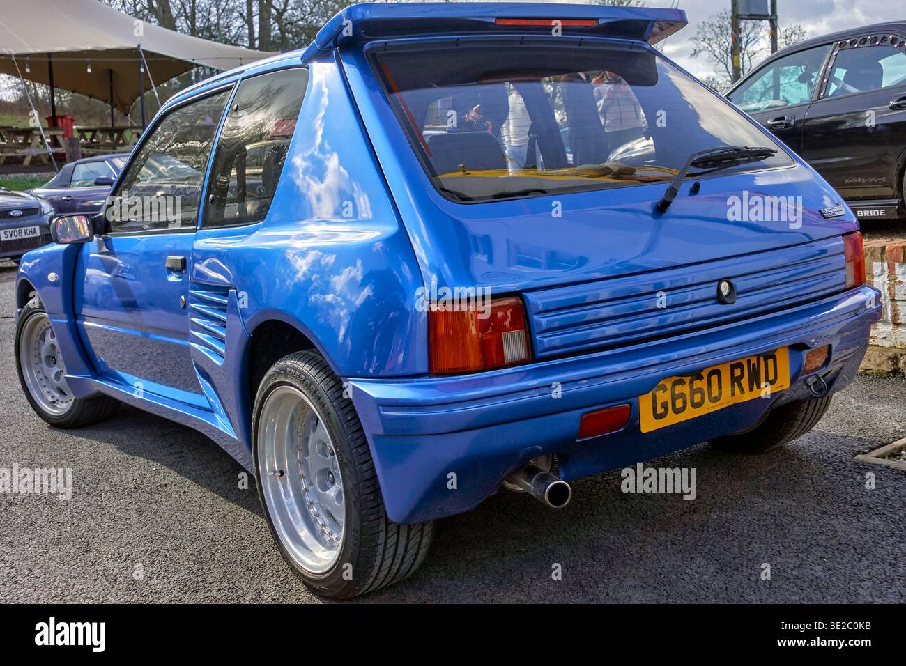Peugeot 205 GTi con carrozzeria modificata Foto Stock