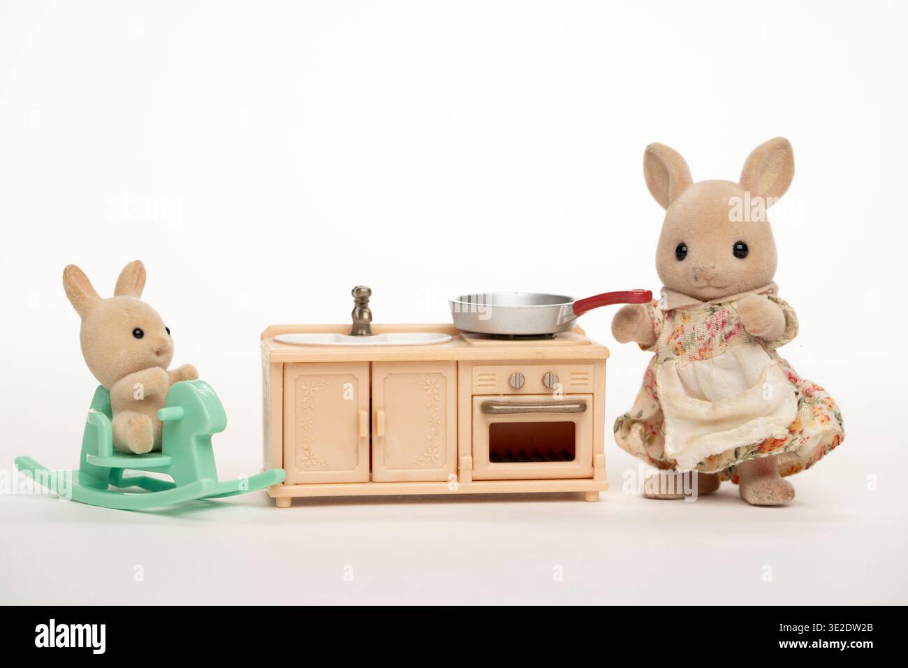 Sylvanian Families Toys / Calico Critters statuine animali antropomorfe sono iniziate nel 1985 in Giappone Foto Stock