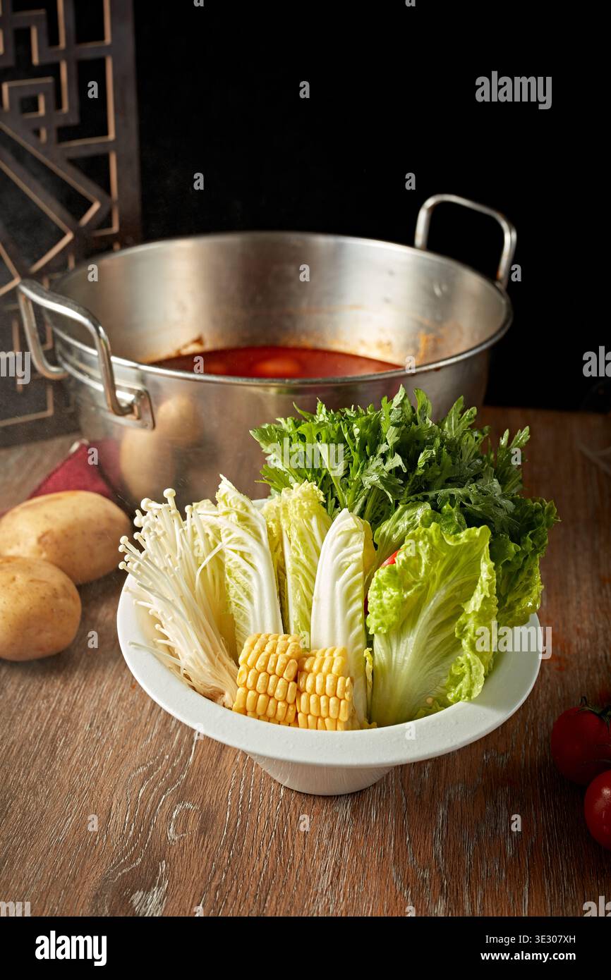 Zuppa di pollo con maw di pesce in stile Hong Kong Foto Stock