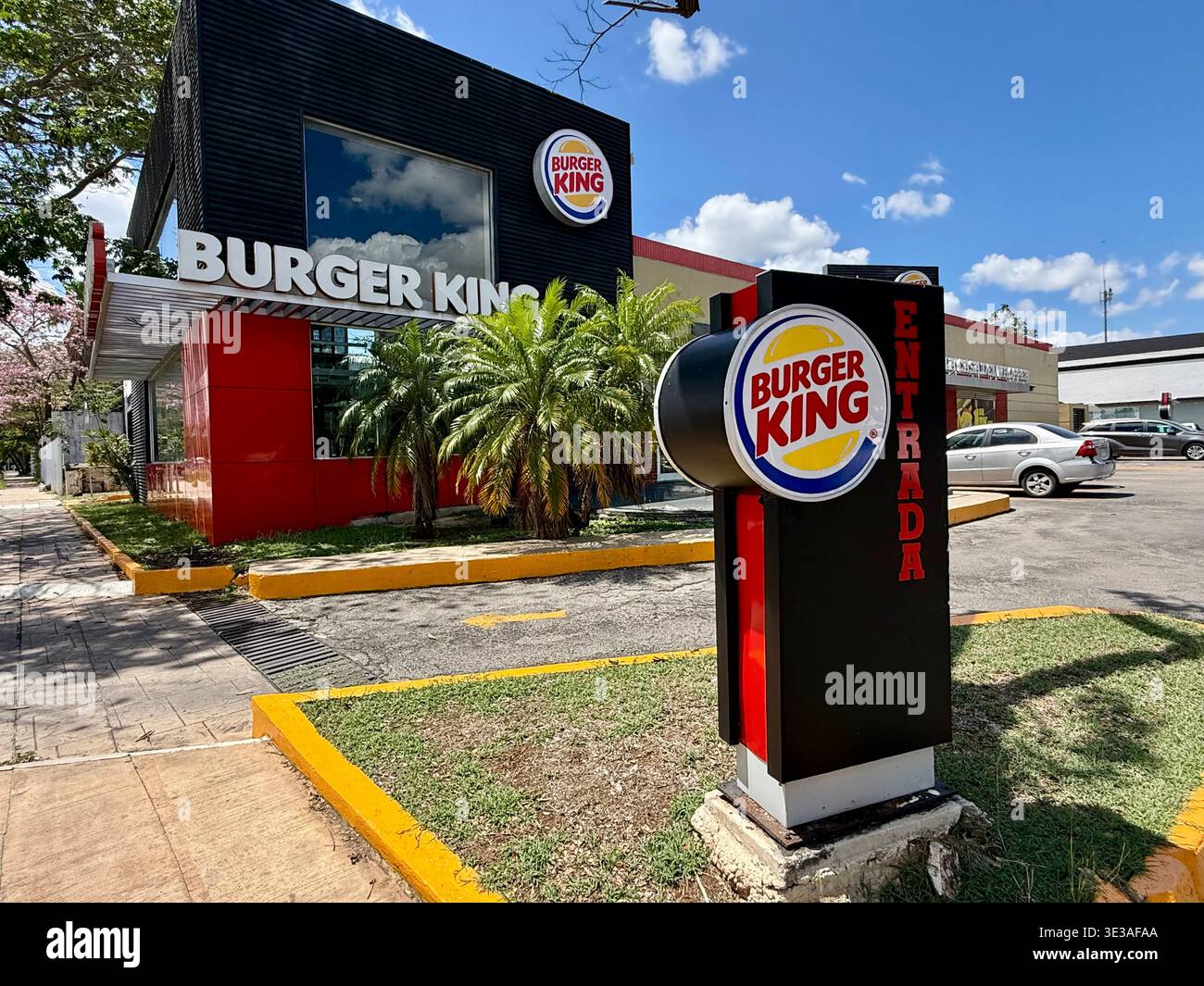 Burger King, prolungamento Paseo Montejo, Merida, Messico - Immagine stock catturata con smartphone