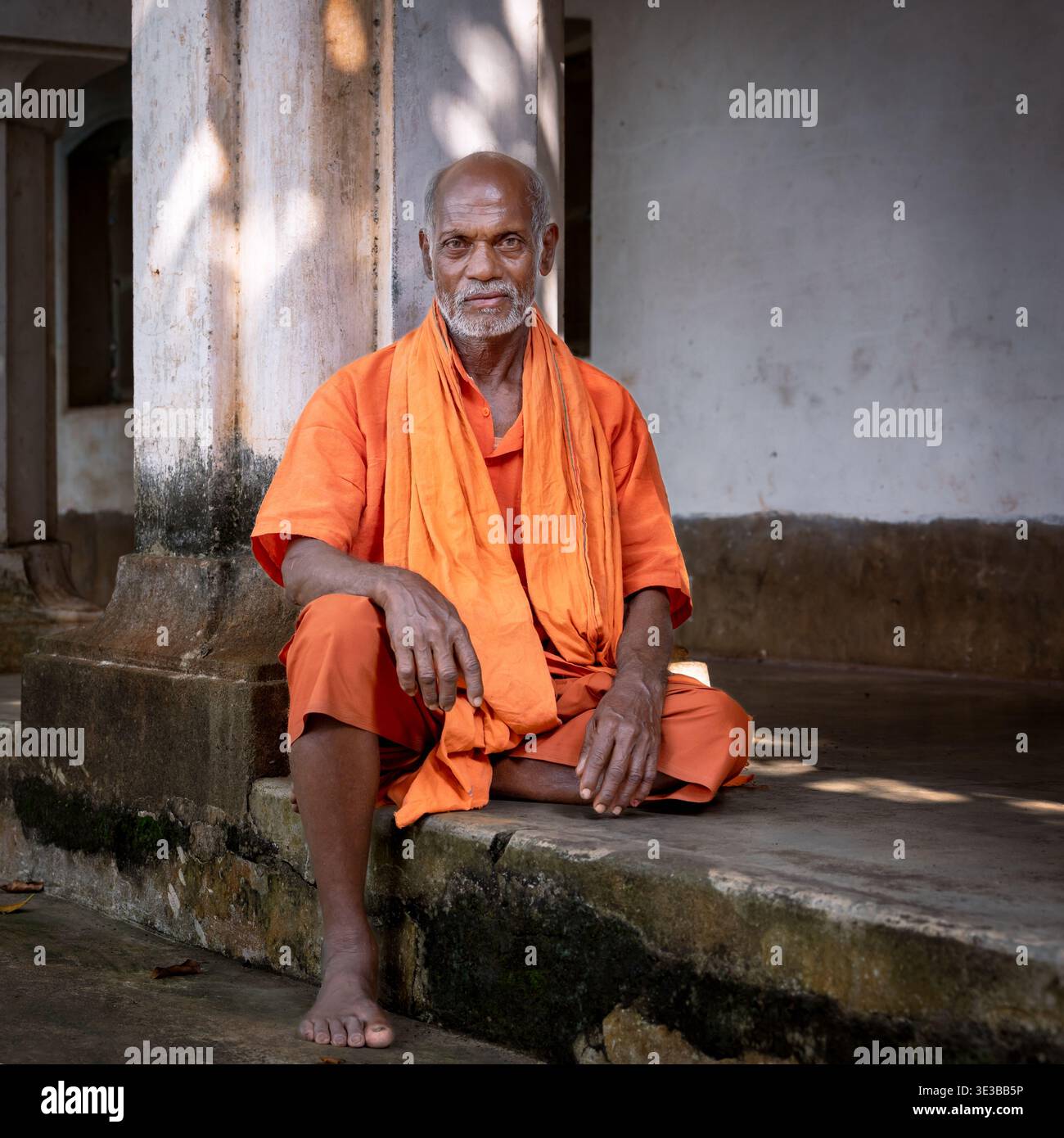 Pellegrino a Joranda Ashram, Dhenkanal, Odisha, India Foto Stock