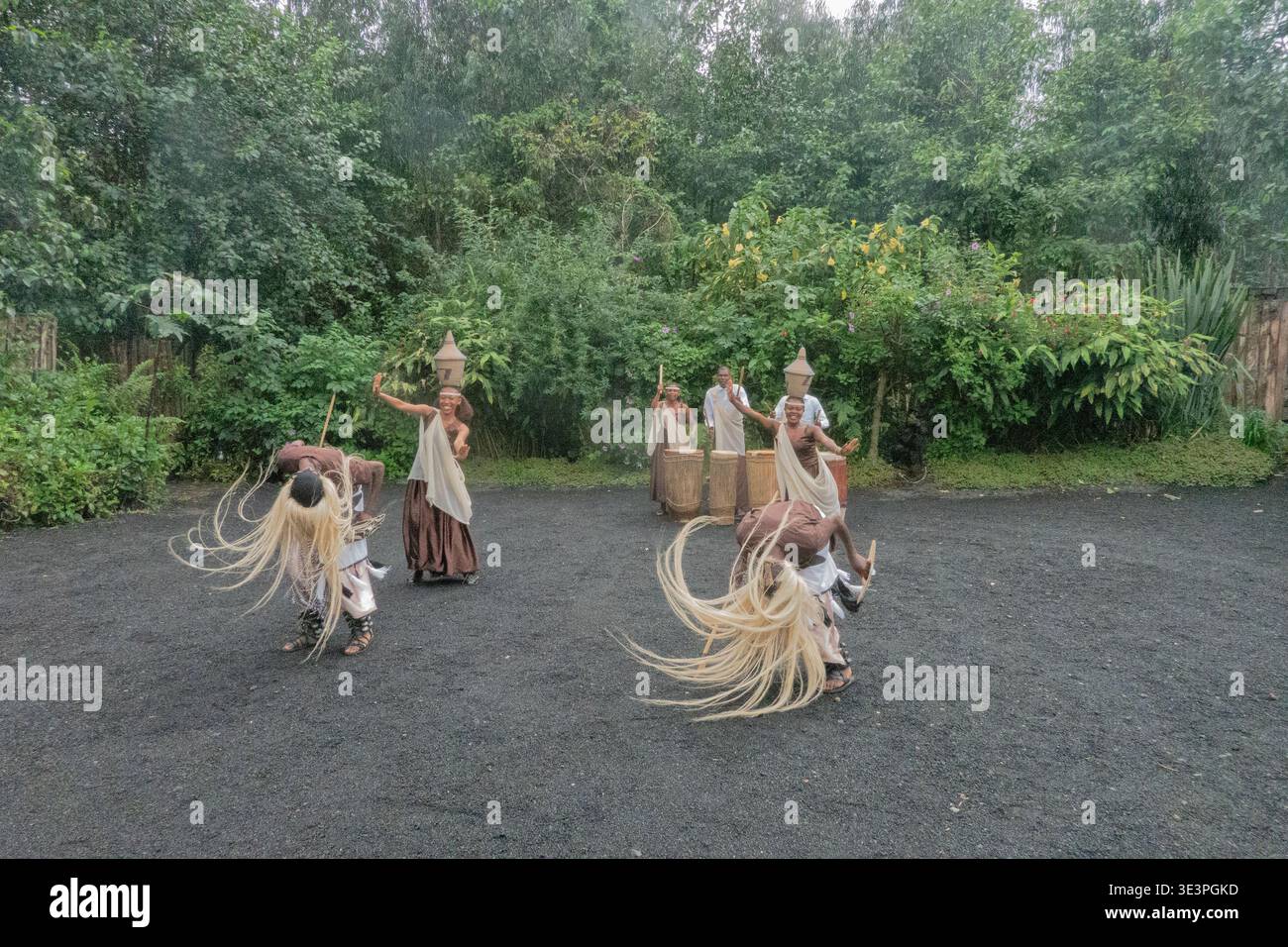 Danza tradizionale tradizionale, Musanze, Ruanda Foto Stock