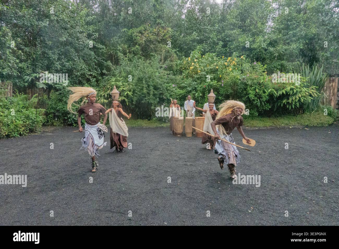 Danza tradizionale tradizionale, Musanze, Ruanda Foto Stock