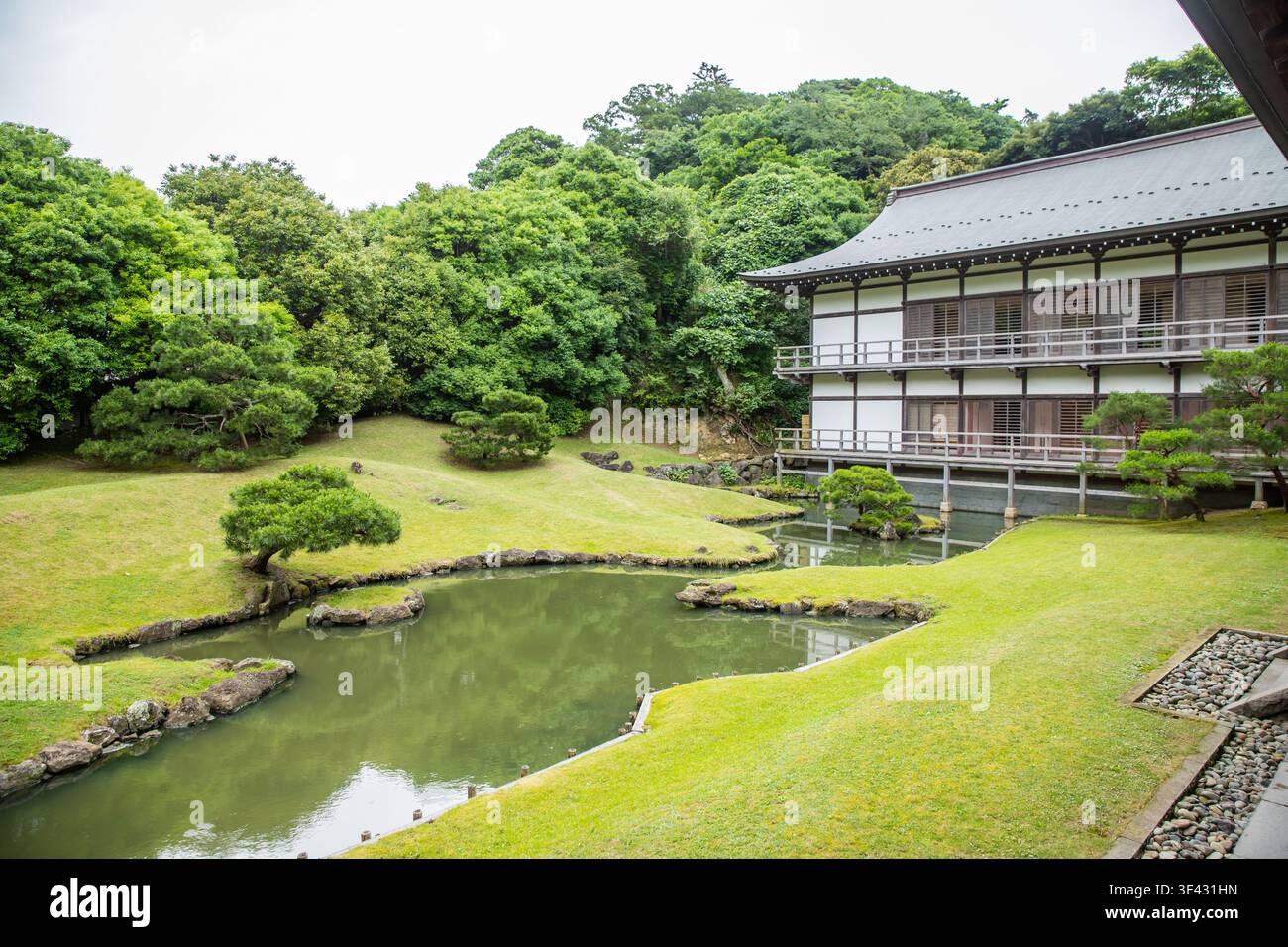 Una vista del Tempio Kencho-ji nella città di Kamakura, prefettura di Kanagawa. Foto Stock