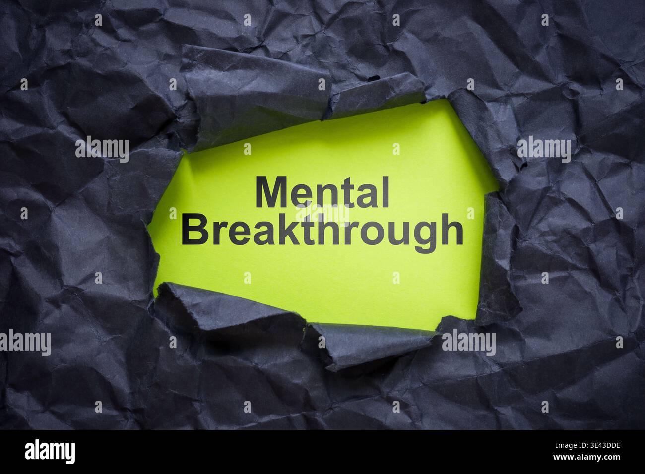 Concetto di innovazione mentale con carta strappata. Foto Stock