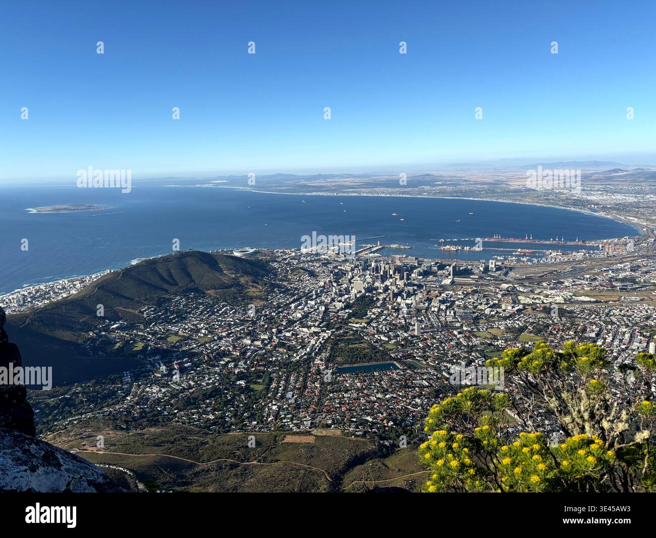Vista aerea di città del Capo e Table Bay dalla cima di Table Mountain Foto Stock