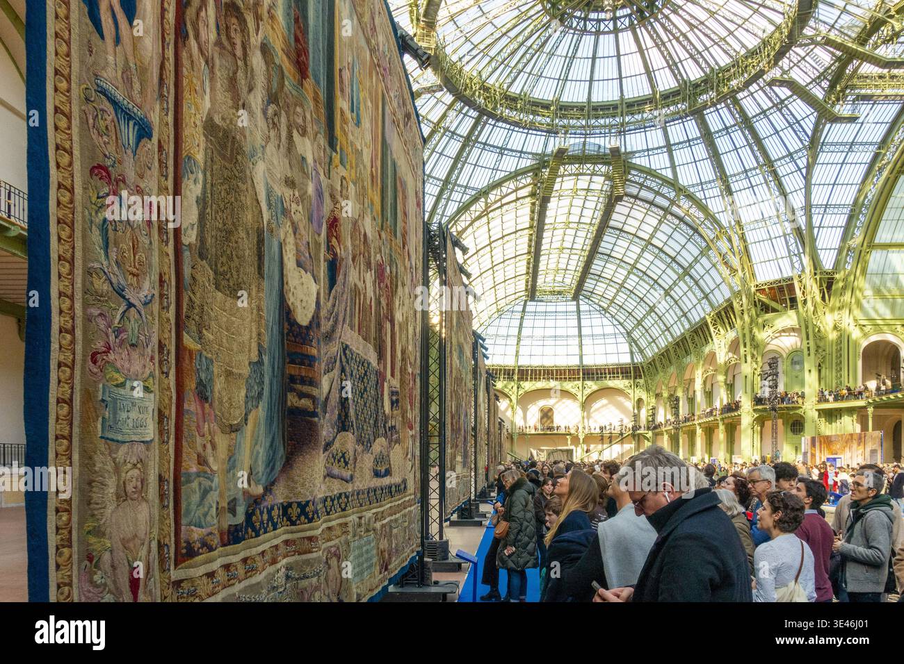 Francia, Parigi, Grand Palais, il Tesoro riscoperto del Re Sole, mostra di tappeti monumentali commissionata da Luigi XIV per la grande Galerie del Louvre, 1° febbraio 8, 2026 Foto Stock