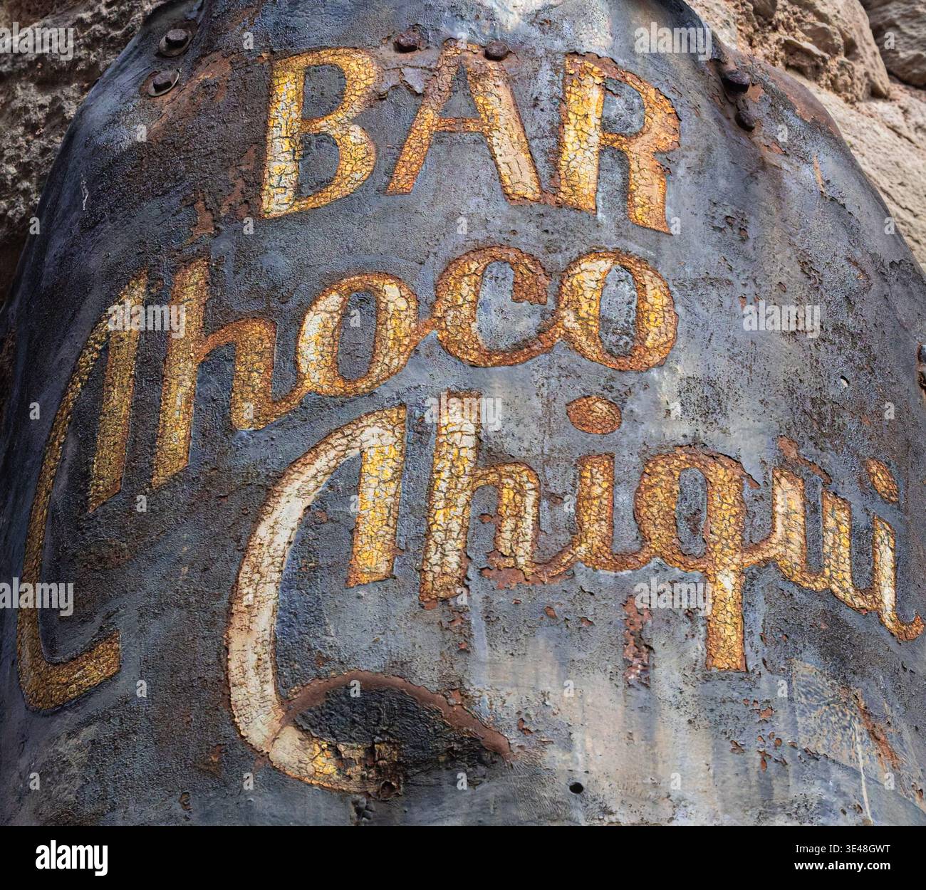 Dettaglio vintage Bar Choco Chiqui con scritta invecchiata Foto Stock