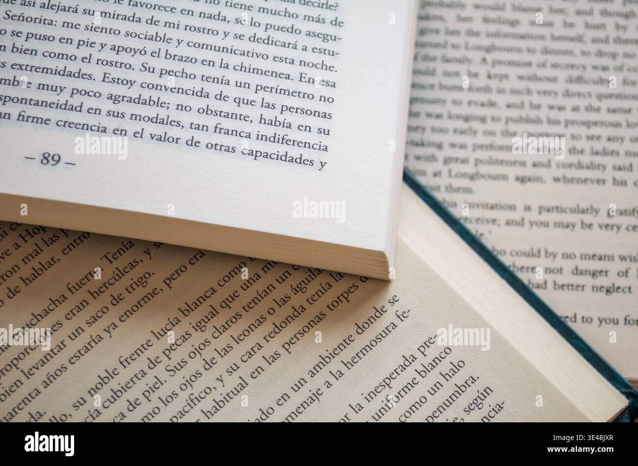 Primo piano delle pagine Open Book Foto Stock