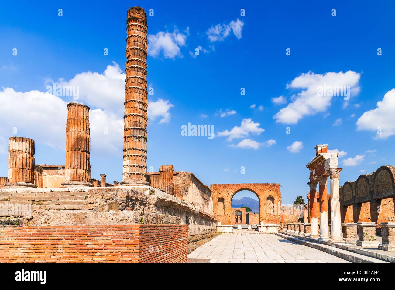 Napoli, Italia. Antiche rovine di Pompei, famosa città dell'Impero Romano. Foto Stock