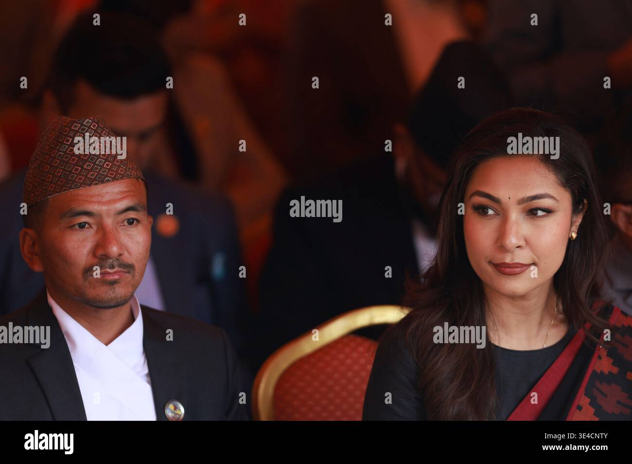 Kathmandu, Nepal. 27 marzo 2026. I legislatori appena nominati partecipano alla cerimonia di giuramento presso la residenza presidenziale. Credito: SOPA Images Limited/Alamy Live News Foto Stock
