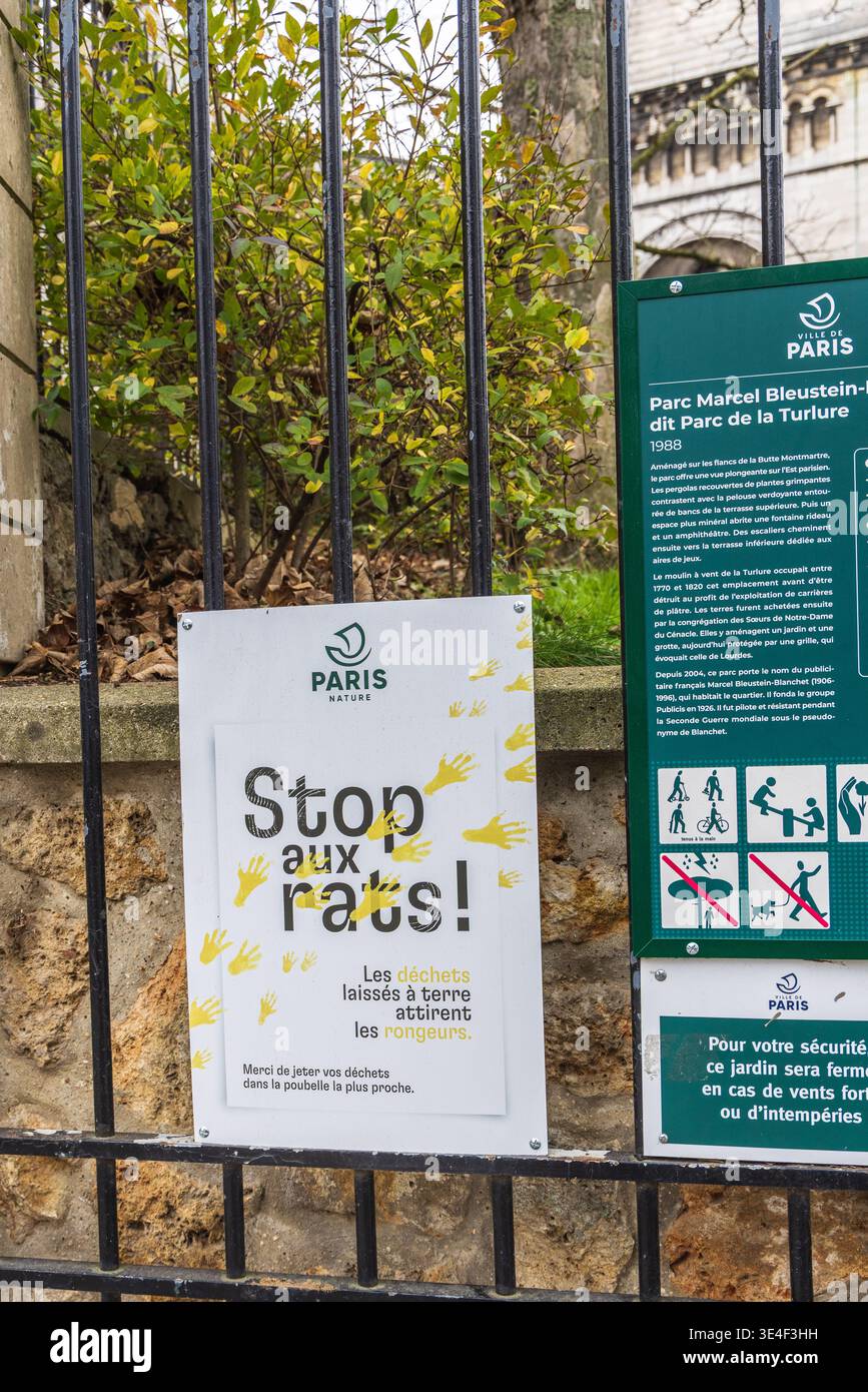 Parigi, Francia – 1° gennaio 2026: Cartello di avvertimento “Stop Rats” esposto in città, che illustra le misure di salute pubblica e la sensibilizzazione al controllo dei parassiti nella Foto Stock