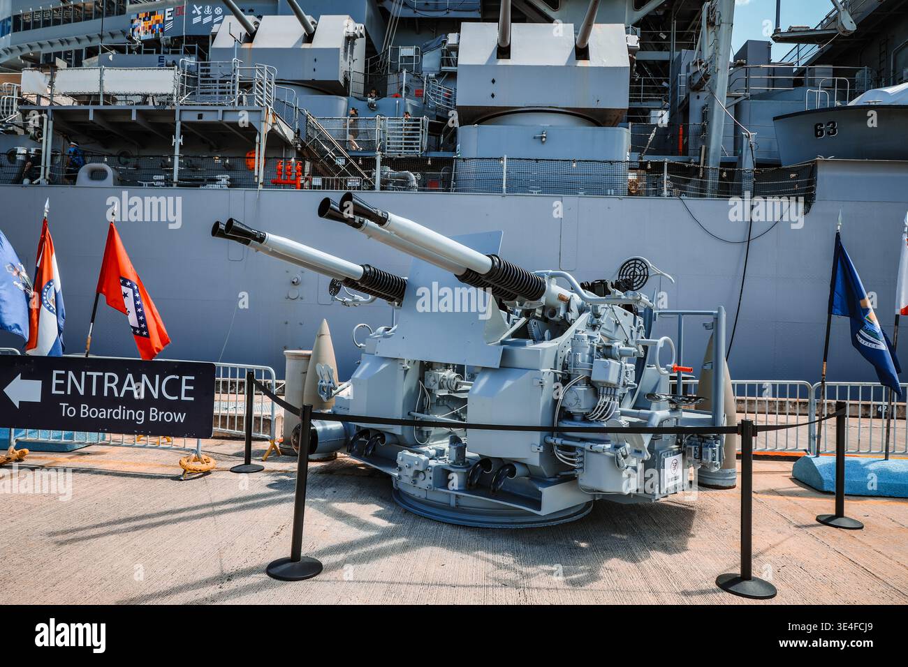 HONOLULU, OAHU, HAWAII, USA - 22 settembre 2024: Ingresso USS Missouri Memorial Pearl Harbor Pacific National Monument Hawaii Ford Field. Foto Stock