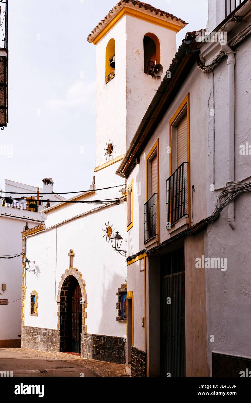 Chiesa di Santa Rosa de Lima, costruita nel XVI secolo sui resti della moschea della città vecchia. Dalla vecchia chiesa è stata conservata solo la torre, la Foto Stock