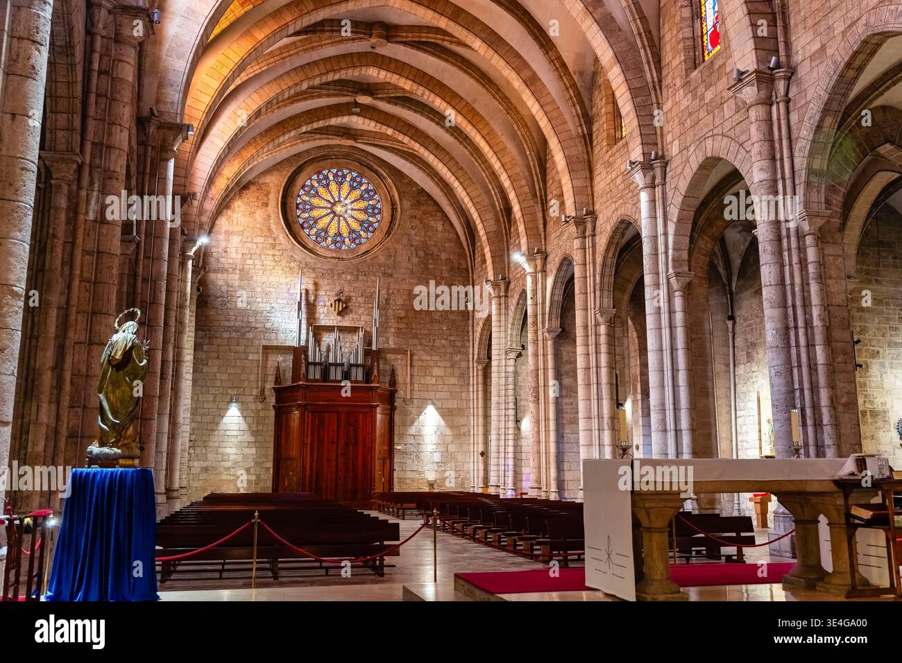 Interno della chiesa di Santa Catalina, nella monumentale città di Valencia, Spagna. Foto Stock