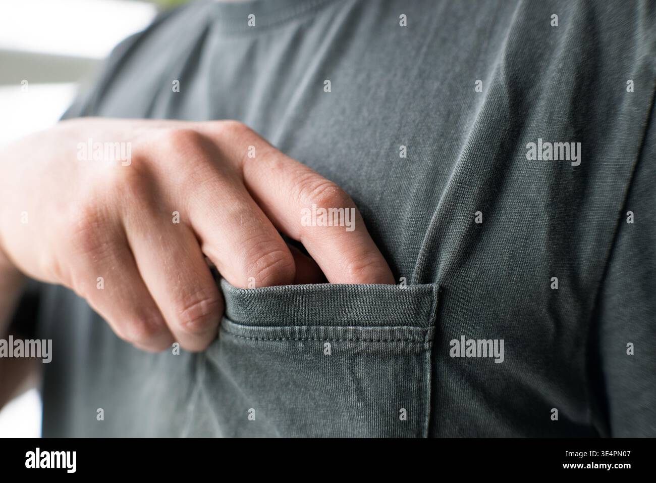Tasche vuote, situazione finanziaria difficile. Foto Stock