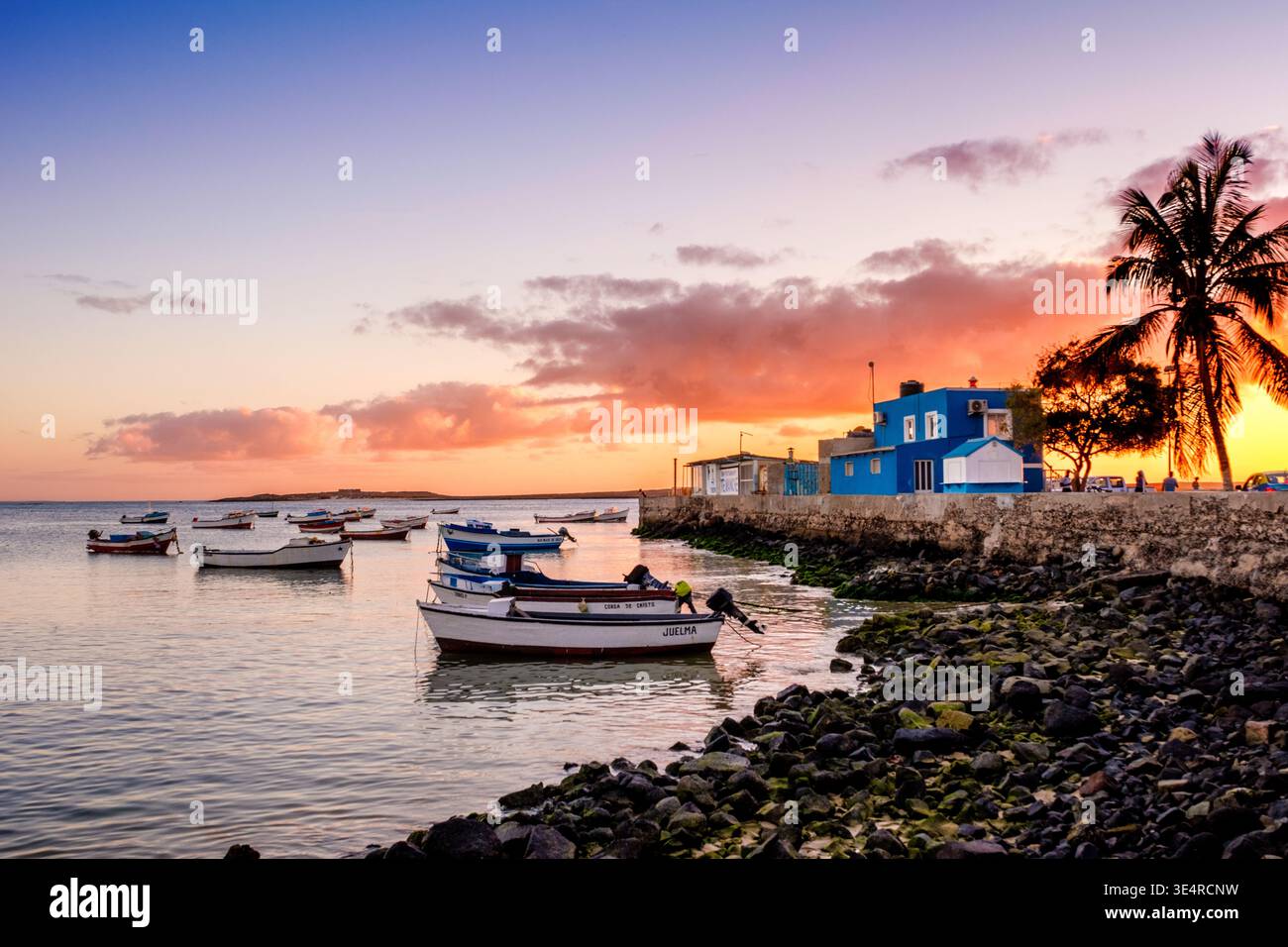 Tramonto sul lungomare , Sal Rei, Boa Vista, Capo Verde / Isole Cabo Verde Foto Stock