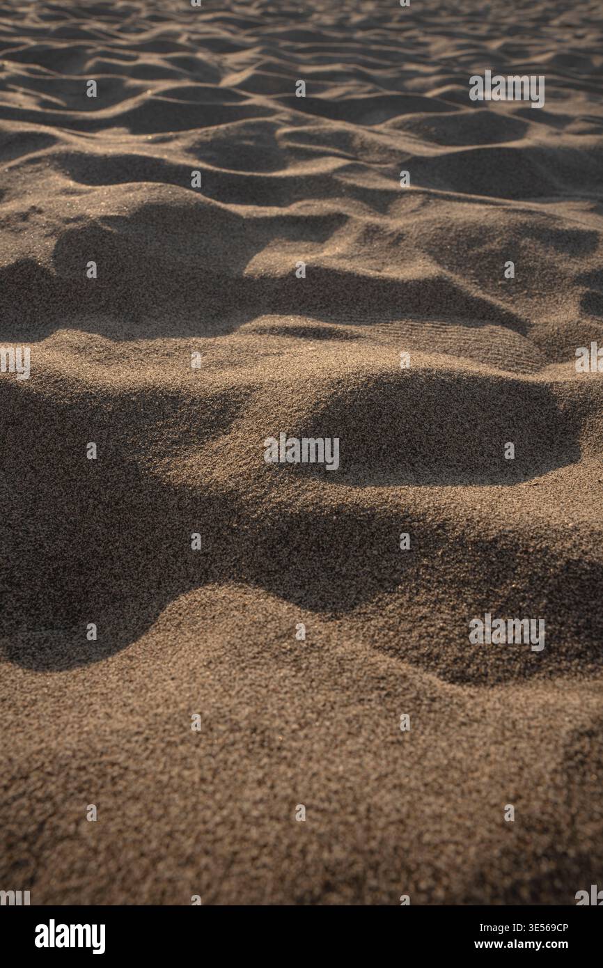 Trama astratta di cappe di sabbia bianca e nera Foto Stock